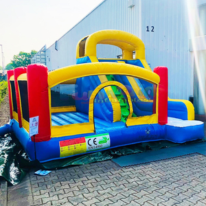 Castillo inflable comercial para niños, con tobogán y zona de saltos. - Product Image 1