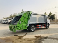 Camion à ordures Dongfeng robuste, compacteur 4x2 à rapport de compression 1 à 3, chargeur arrière, anti-fuite, fonctionnement stable