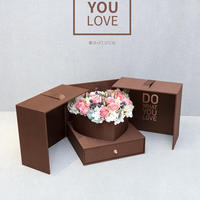 Boîte cadeau en carton écologique personnalisée avec fermeture magnétique et nœud en ruban Emballage de luxe