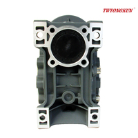 Rv Worm Gear Reducer Nmrv Motor Mesin Kelautan Kecil dengan Gearbox PTO Gearbox Pertanian untuk Pivot 4~2320Nm Garansi 3 Tahun