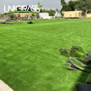 Rollo de alfombra de césped artificial para decoración de jardín UNIGRASS para evento, césped de paisaje, césped sintético, césped artificial - Product Image 5