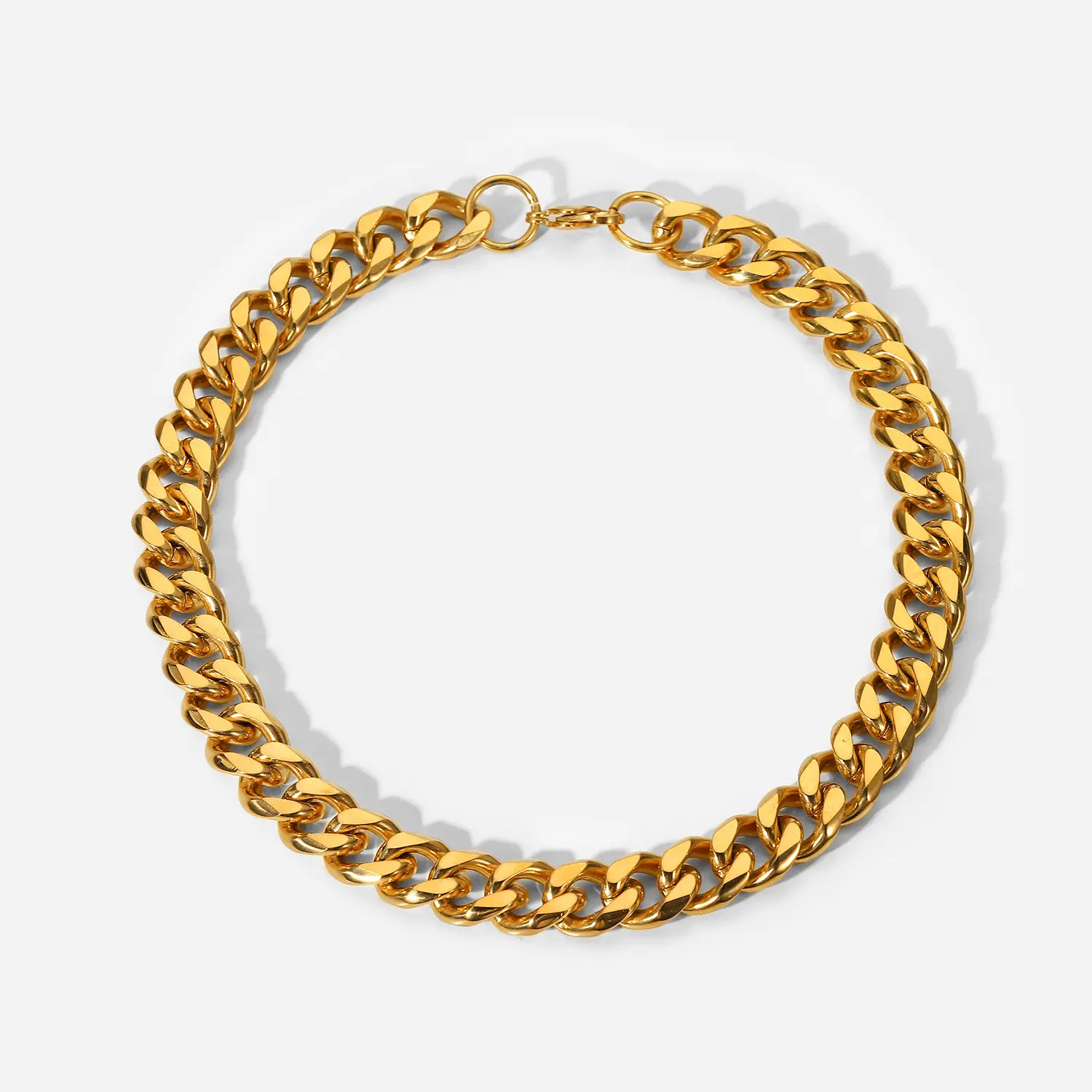 Nueva joyería de mujer 18K oro plisado 15mm titanio Cuba cadena collares logotipo personalizado a precio al por mayor