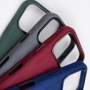 <span class=keywords><strong>Coque</strong></span> de téléphone en cuir véritable de luxe bleu en matériau <span class=keywords><strong>Alcantara</strong></span> client adaptée à l'<span class=keywords><strong>iPhone</strong></span> 17 <span class=keywords><strong>Pro</strong></span> Max - Product Image 6