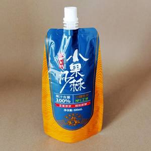 Pochette souple portable personnalisable et réutilisable avec bec verseur pour jus, reconditionnement et sous-emballage de boissons liquides - Product Image 1