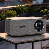 Proyector C50B de 12 Voltios y Resolución Nativa de 1080P, Proyector Inteligente Android con Óptica Cerrada para Cine en Casa, para Ver Películas
