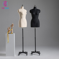 Mannequin Buste Femme en Tissu Enveloppé, Présentoir à Épingler, Forme de Robe pour Couturières, Mannequin Demi-Corps avec Base à Roulettes - Vente Chaude
