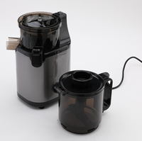Draagbare 1,7L huishoudelijke fruit- en groentepers met grote filter, zonder snijfunctie
