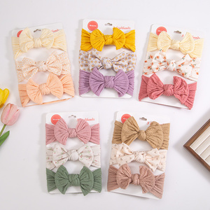 Conjunto de 3 Diademas de Flores con Lazo para Bebé Niña, de Poliéster Suave y Elástico, Estilo Dulce de Princesa, Regalo de Cumpleaños para Niñas de 0 a 3 Años - Product Image 3