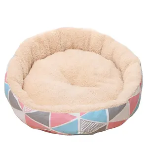 Ninho de pelúcia para animais de estimação, ninho de pelúcia de pele sintética fofa de cor de cordeiro, ideal para animais de estimação, cama de cachorro, roupa de pelúcia universal e sazonal