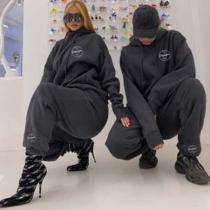 High Street Plus Size Men's Sweatsuit Diseño personalizado Fleece 2 Piezas Conjuntos Hombre Bordado en blanco Joggers Set - Product Image 3