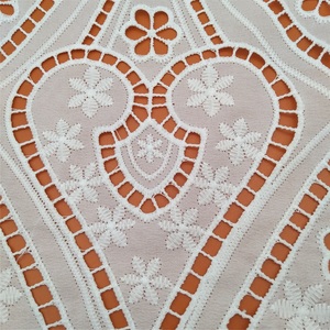 Elegante Vestido de Tul con Lentejuelas para Niña, Vestido de Boda para Niños, Corte Láser, Tela de Encaje 100% Poliéster Sostenible 58/60" - Product Image 4