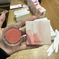 Poudre minérale végétalienne professionnelle, imperméable, haute pigmentation, fini mat, étiquette privée, tampon en forme de patte de chat, logo personnalisé, vente en gros