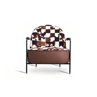 Fauteuil de salon moderne en suède color-block de luxe avec structure en acier carbone durable
