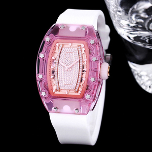 Reloj Tourbillon Transparente con Detalles de Diamantes, Reloj de Lujo Moderno para Eventos de Gala, Fiestas de Moda, Reloj de Estilo de Vida Premium - Product Image 3