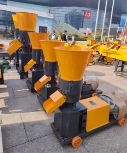 Высокопроизводительный гранулятор Youwell для производства кормовых гранул из соломы/кукурузы для кур/уток/овец/крупного рогатого скота - Product Image 6