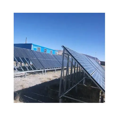 معدات تركيب ألواح طاقة شمسية عالية الأداء من حيث التكلفة لأنظمة الطاقة الشمسية الكهروضوئية الأرضية في رف تركيب الألواح الشمسية
