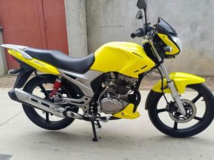 Haojue Dishuang 150cc Moto tout-terrain d'occasion Lishuang <span class=keywords><strong>125</strong></span> Moto de rue à essence pour homme <span class=keywords><strong>Scooter</strong></span> adulte Silver Leopard 120Km/h - Product Image 2