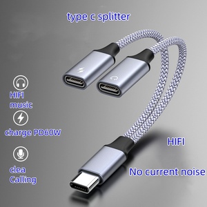 <span class=keywords><strong>Adaptateur</strong></span> de <span class=keywords><strong>casque</strong></span> <span class=keywords><strong>audio</strong></span> 2-en-1 de haute qualité Type-C à Type-C Splitter de charge 10cm Paire torsadée Veste en PVC pour Smartphones - Product Image 2