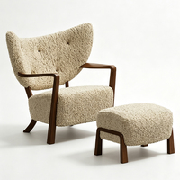 Fournisseur de meubles, chaises modernes en bois à pieds doux pour salon, chaises modernes avec accoudoirs en laine d'agneau/laine longue/bois de noyer noir