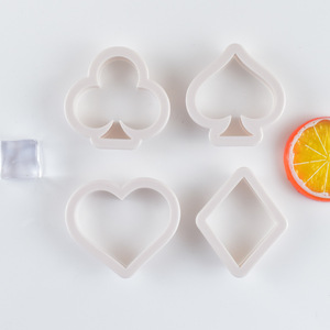 Nuevo Producto, Juego de 4 Utensilios de Cocina de Simulación de Póker, Herramientas de Decoración de Pasteles de Fondant de Plástico, Venta Directa de Fábrica - Product Image 3