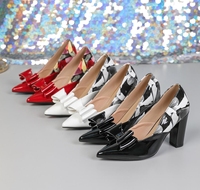 Chaussures pour femmes à bout pointu, taille EU40-43, talon épais de 9,5 cm, grande taille, dessus en PU, semelle extérieure en TPU