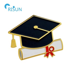 Fabricante personalizar sombrero de soltero Mortarboard graduación graduado esmalte solapa Pin insignia broche personalizado graduación esmalte Pin - Product Image 2
