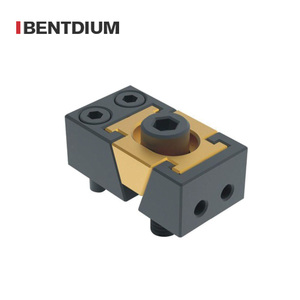 Mini étau <span class=keywords><strong>M8</strong></span> OK de haute qualité, meilleur prix, unidirectionnel ou bidirectionnel 	 Mini machine de fraisage CNC, pièces, étau de serrage - Product Image 1