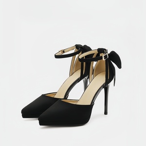 Новинка; Высококачественные модные атласные туфли на высоком каблуке с острым носком и бантом; Пикантные туфли-лодочки на шпильке с жемчугом; Свадебные туфли для невесты - Product Image 1