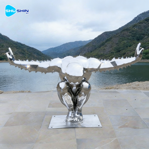 Polierte Edelstahl-Abstrakte Kunstskulptur Tauchender Mann Hockendes Seitenmodell Maßgefertigt für Außen-Schwimmbäder Modern Luxuriös - Product Image 4