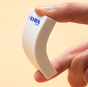 LYRA Gomme d'art sans poussière de grande taille spéciale pour les beaux-arts, l'esquisse et l'examen de la saleté pour les élèves du primaire. - Product Image 3