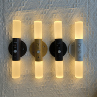 Lampe murale portable à détecteur de mouvement sur base en bois, lumière d'escalier à induction intelligente, applique murale rechargeable pour escalier