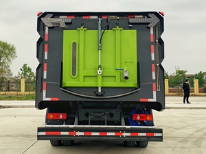 Camions balayeuses à moteur et aspirateur 6x4 de qualité supérieure avec arroseur d'eau - Neufs et d'<span class=keywords><strong>occasion</strong></span> en provenance de Chine - Product Image 5