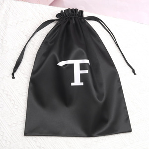 Sac à cordon en satin noir petit format pour bijoux, personnalisable avec logo, idéal pour cosmétiques, montres et parfums – Offre Spéciale - Product Image 6