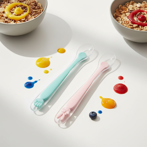 Cuillère en Silicone pour bébé sur mesure, vente directe d'usine, cuillère et <span class=keywords><strong>fourchette</strong></span> pliables, pierre à ciseaux en papier de dessin animé - Product Image 1