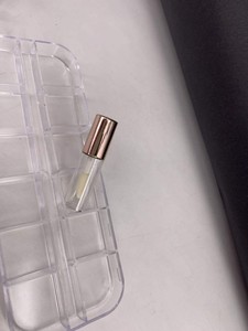 <span class=keywords><strong>Tubes</strong></span> de couleur pour les lèvres miniatures vides de 1,2 ml, emballage d'échantillon, tube de gloss à lèvres pour essayer, logo personnalisé, marque - Product Image 5
