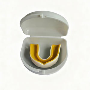 定制专业护牙套 足球模压护牙套 格斗技护牙套 运动防震护牙套 牙齿保护器 - Product Image 4