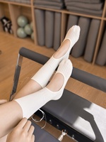 Chaussettes longues de sport pour femmes en Spandex/Nylon/Coton, respirantes, anti-bactériennes, avec pompon, pour Yoga, Pilates et Fitness, collection automne