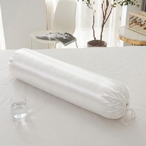 Housse de coussin cylindrique personnalisée <span class=keywords><strong>en</strong></span> soie <span class=keywords><strong>d</strong></span>'imitation pour <span class=keywords><strong>oreiller</strong></span> cervical, protège-nuque rond pour cheveux et peau - Product Image 4