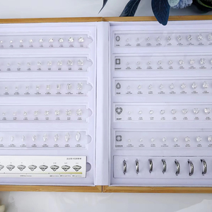 Kit d'outils de sélection de diamants pour bijoux, 10 formes, tableau de référence de 90 tailles, tableau de comparaison de zircone cubique CZ à taille de glace pilée - Product Image 1