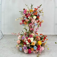 Arrangement floral vibrant et coloré en rose magenta et orange pour centre de table de mariage, décoration de toile de fond de scène de réception 60 cm