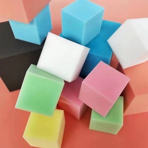 Bloques <span class=keywords><strong>de</strong></span> <span class=keywords><strong>Espuma</strong></span> <span class=keywords><strong>de</strong></span> PU <span class=keywords><strong>de</strong></span> Alta Densidad <span class=keywords><strong>para</strong></span> Muebles - Cojines Suaves y Coloridos <span class=keywords><strong>de</strong></span> Seguridad <span class=keywords><strong>para</strong></span> Trampolines y Áreas <span class=keywords><strong>de</strong></span> Juego Infantiles - Product Image 2