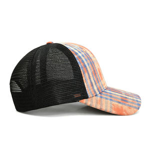 Gorra Trucker de Malla con Corona Estructurada y Diseño a Cuadros de 6 Paneles, Personalizable con Logotipo OEM, de Alta Calidad - Product Image 2