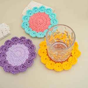 Posavasos de Ganchillo de Algodón 100% Aislantes, Hechos a Mano, con Diseño de Girasol Bohemio Elegante, 140mm de Diámetro, para Hogar, Escritorio, Café - Product Image 1