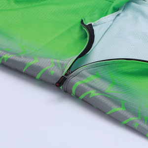 Blouse de cyclisme personnalisée haute visibilité avec bord coupe-vent et maille à séchage rapide pour les trajets urbains et le VTT - Product Image 4