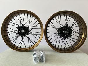 OEM 맞춤 컬러 퍼플 블루 슈퍼모토 림 스포크 오토바이 휠 17인치 3.5 5.0 - Product Image 4