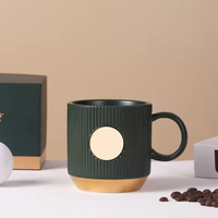 Tasse à café en céramique personnalisée de luxe avec logo en cuivre gravé, idéale pour la promotion et la publicité, vente en gros