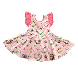 Robe Salopette Rose en Soie Lactée à Imprimé Lapins et Fleurs pour Filles, Vêtement Mignon Nouvelle Mode Printemps, Vente en Gros - Product Image 4