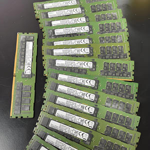 Sk HMAA4GR7CJR8N-XN 32Gb DDR4-3200 2Rx4 Módulo de Memoria ECC Registrada para Servidor, Kit DIMM de Bajo Voltaje para Actualización de Centros de Datos, en Stock - Product Image 3