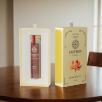 Emballage de thé parfumé au safran tube vide personnalisé en gros emballage de mini tube de verre avec couvercle en bambou et boîte-cadeau