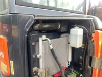 Excavatrice HITACHI ZX35U d'occasion avec moteur Isuzu, moteur Yanmar, capacité de la benne de 3 m³, composants PLC essentiels